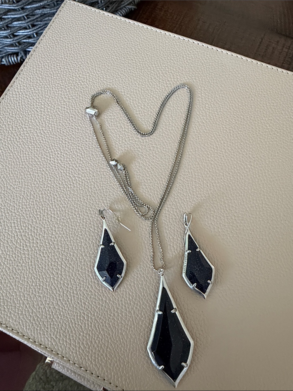 Kendra Scott Black Faceted Pendant Necklace and Drop Earrings Set